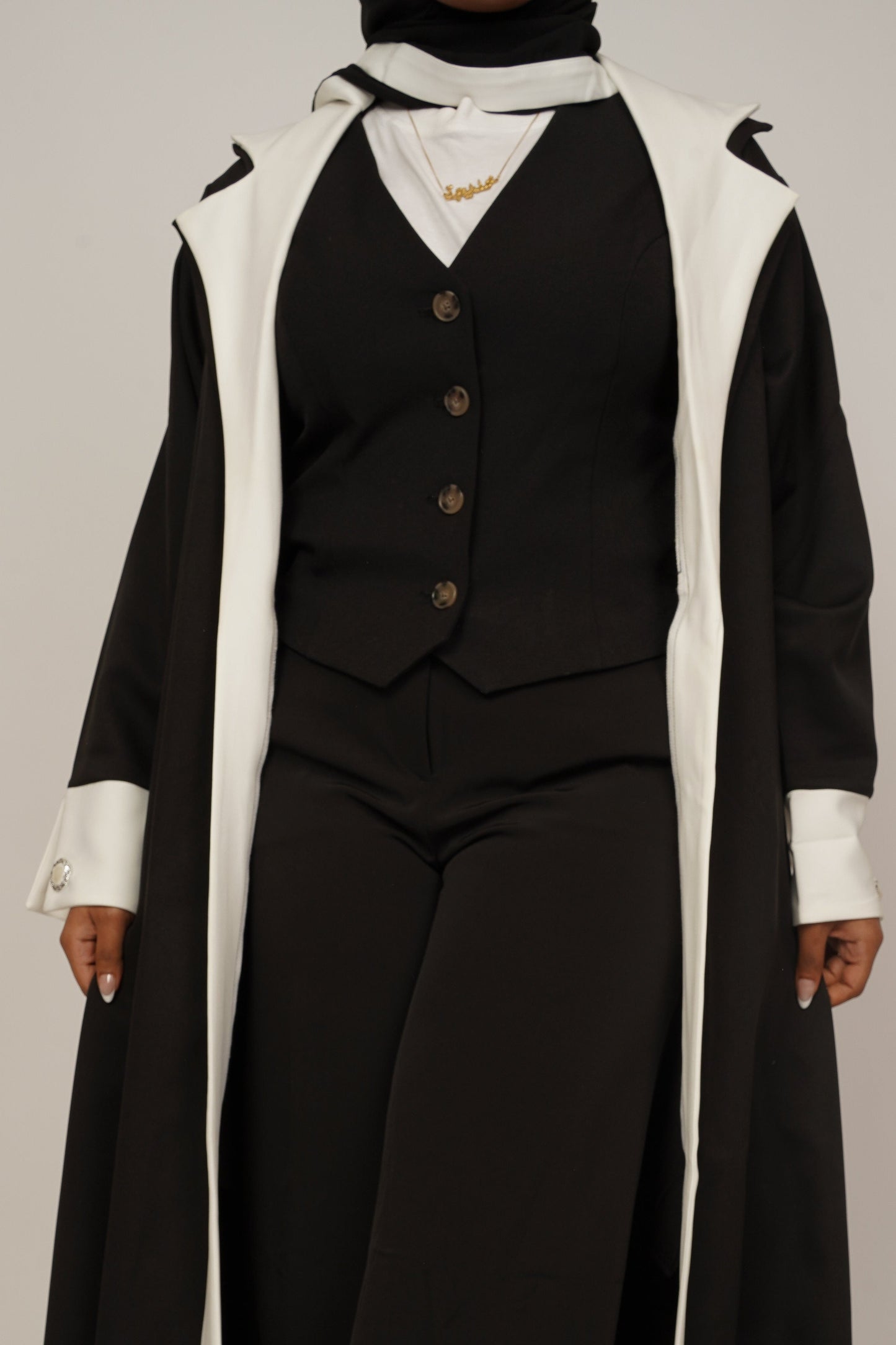 Nahila abaya