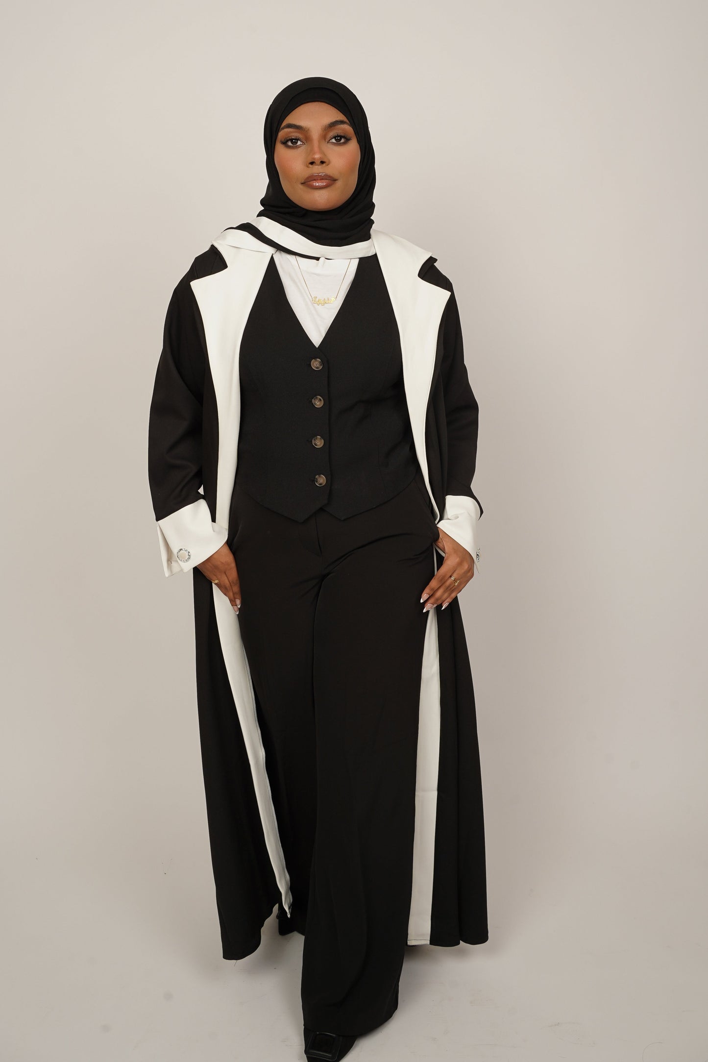 Nahila abaya